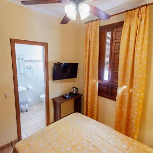 Habitación con Cama King
